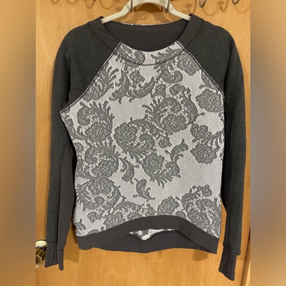 LULULEMON- Fleet Street Pullover - Picture 4 of 7